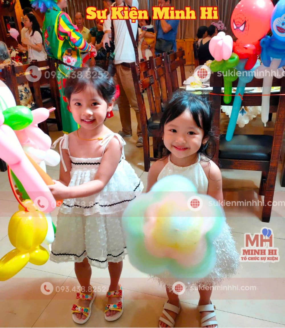 Dịch vụ làm kẹo bông gòn cho tiệc sinh nhật trọn gói tại nhà cho các bé