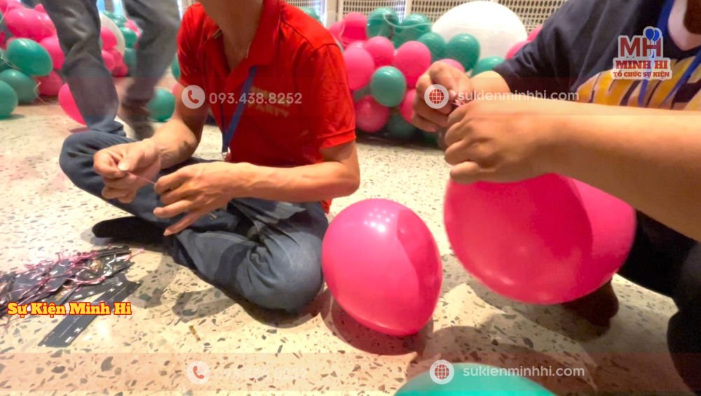 Báo Giá Dịch Vụ Bong Bóng Kéo Lưới Cho Sự Kiện Mới Nhất Tại TPHCM Bong bóng kéo lưới cho sự kiện có gắn Voucher theo yêu cầu