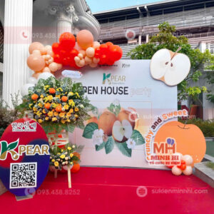 Trang trí backdrop checkin sự kiện ra mắt sản phẩm Lê K-PEAR với thiết kế theo concept yêu cầu