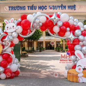 Trang trí cổng chào trung thu cho trường học với cổng bong bóng