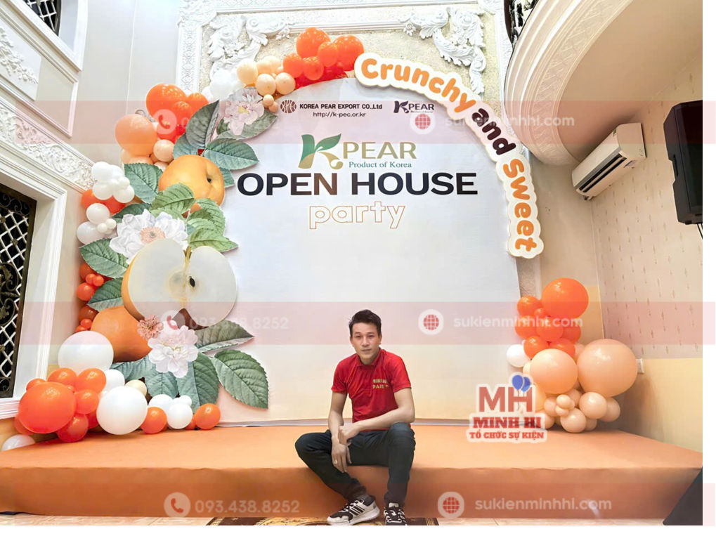 Trang trí sân khấu công bố sản phẩm ra mắt lê Hàn Quốc K-PEAR